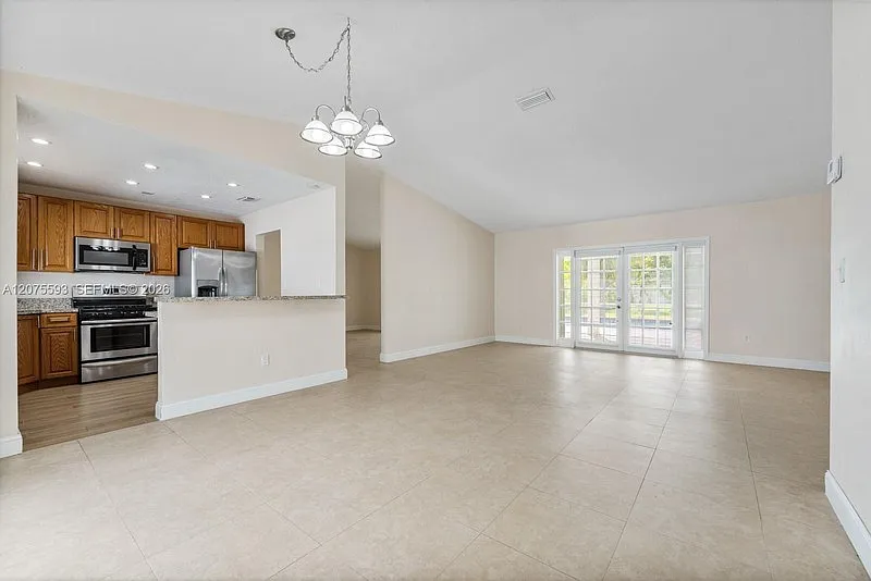 18468 SW 89th Ct