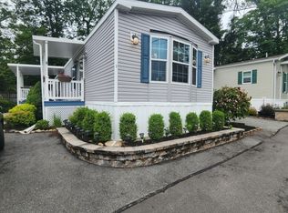 7 Makepeace Dr #7, Oak Ridge, NJ 07438