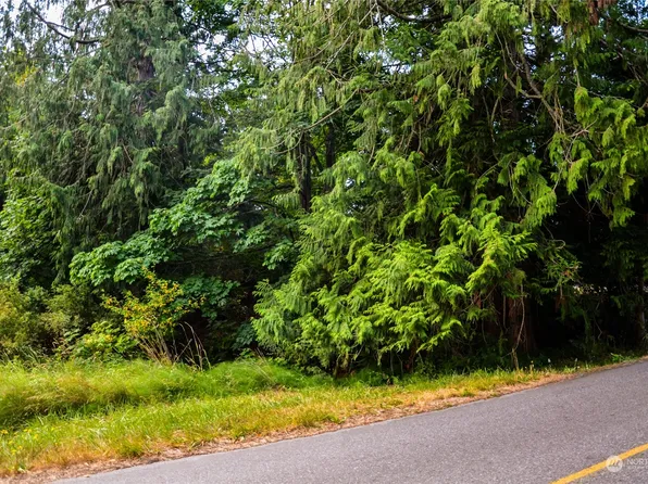 486 Wanapum Drive, La Conner, WA 98257