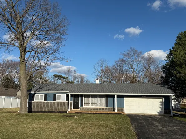 2N267 Pleasant Ave, Glen Ellyn, IL 60137