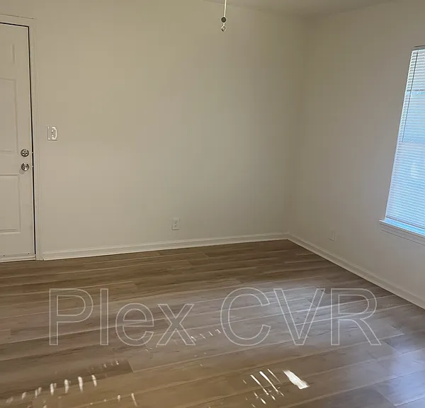 3111 Urban Ave — Photo 5