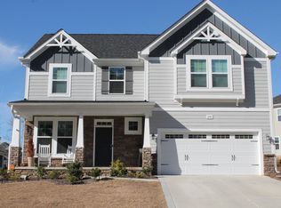 295 Parrish Ln, Whispering Pines, NC 28327