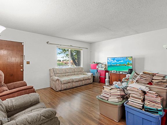 5th image of 215 Montego Bay Dr
