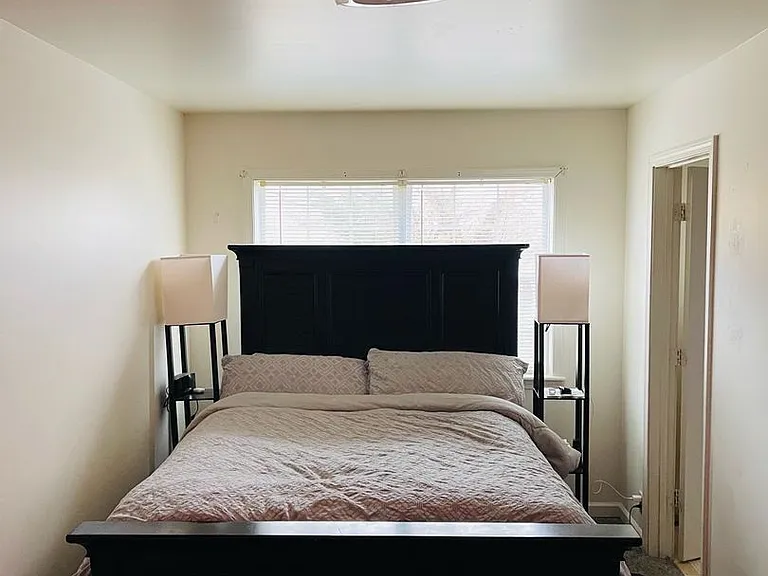 507 S Ash St — Photo 13