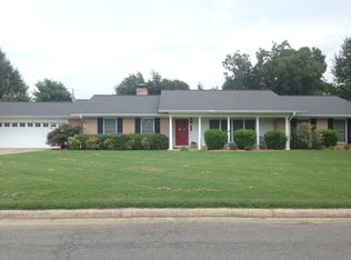 2007 Strait Pl, Stuttgart, AR 72160