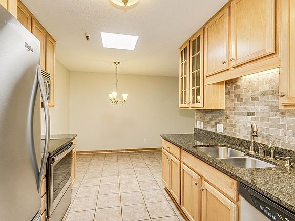 4th image of 1725 Dellwood Ave APT 203