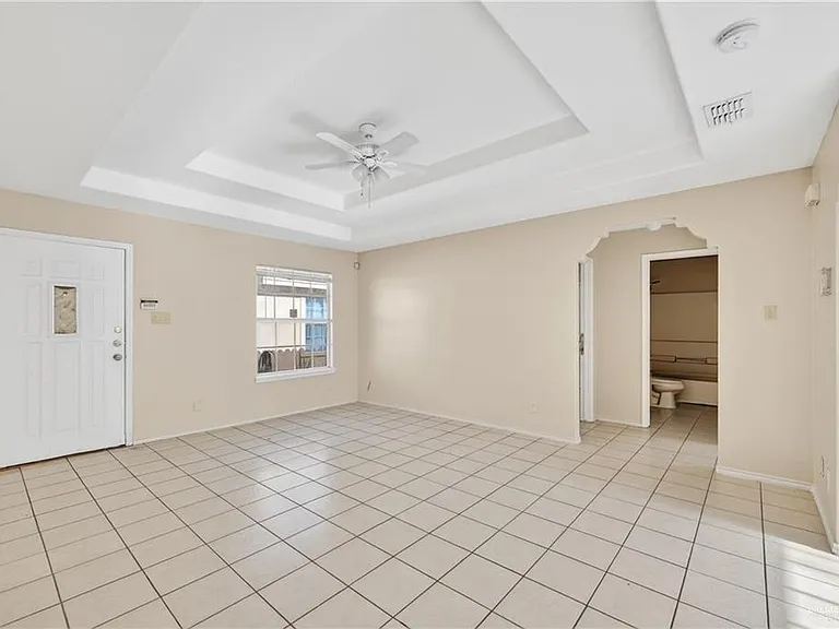 2505 Redbud Ave #A — Photo 12