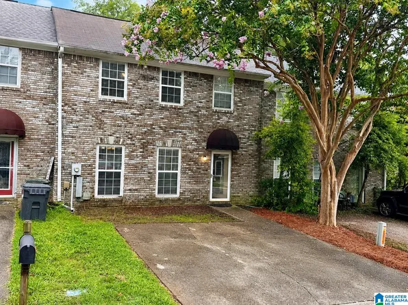 155 Chase Creek Cir, Pelham, AL 35124
