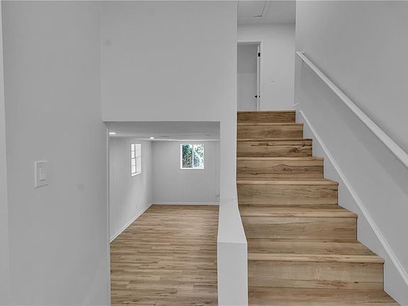 5th image of 4374 Cedar Ridge Trl