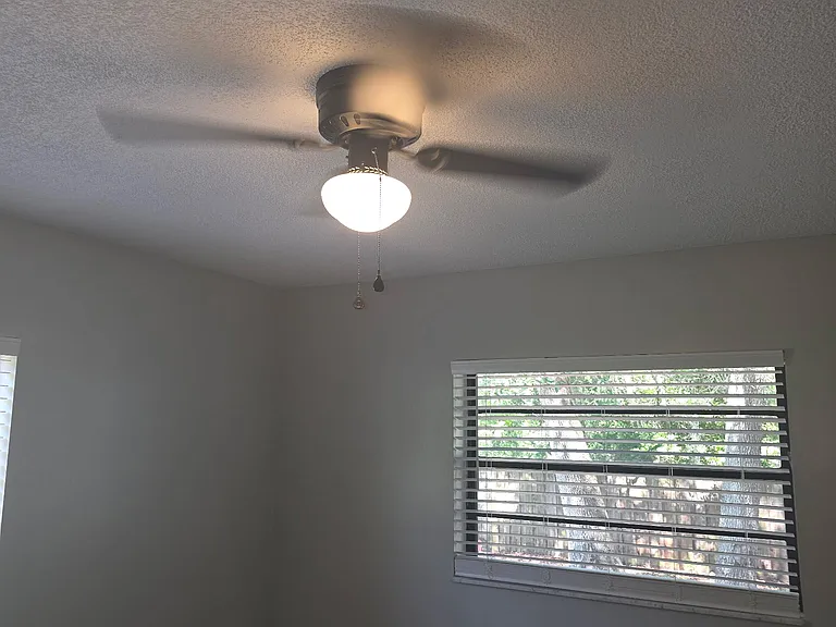 2435 NW 4th Ter #2437 — Photo 18