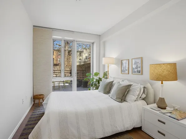 433 Warren St APT 2C, Brooklyn, NY 11217