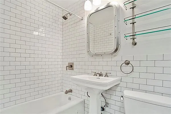 Rented by Mirador Real Estate | media 32