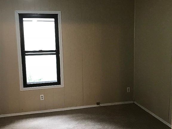 4th image of 814 E 17th Ave