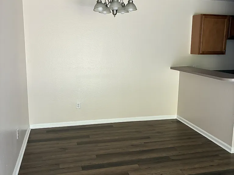 6114 E Pike St — Photo 3