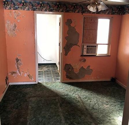 4th image of 211 Southern Ave