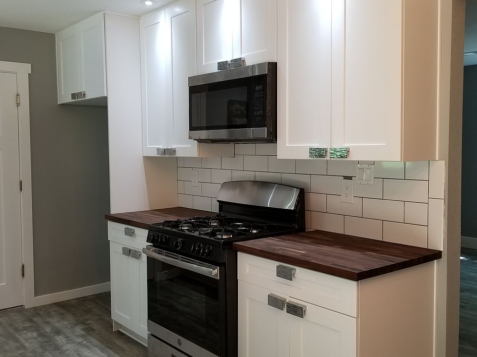 2nd image of 1450 Moon Way