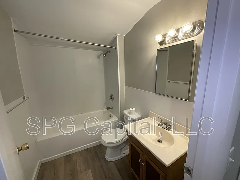 38 N Franklin St #1 — Photo 5