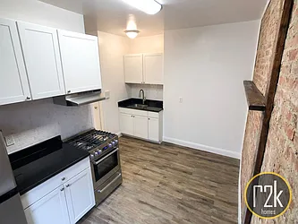 Rented by Realty 2000 Corp