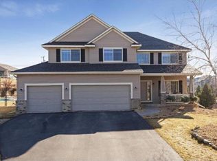 10968 Eagle View Cir, Woodbury, MN 55129