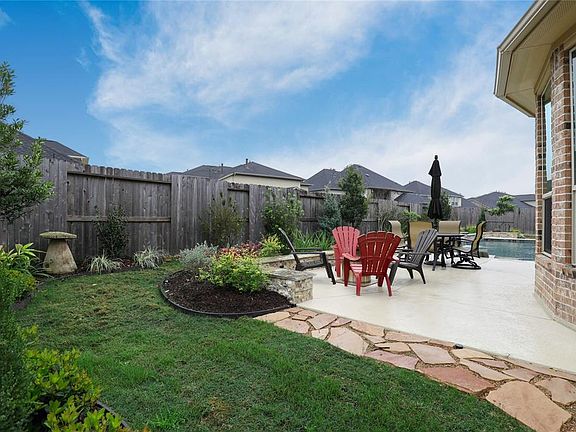 3rd image of 5718 Crockett Creek Ct