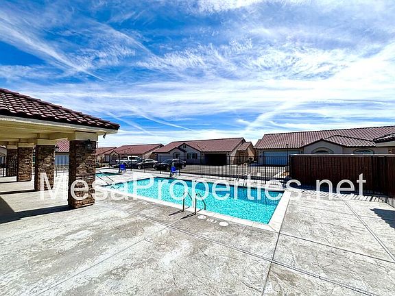 3rd image of 9550 Tamarisk Ave Unit 131