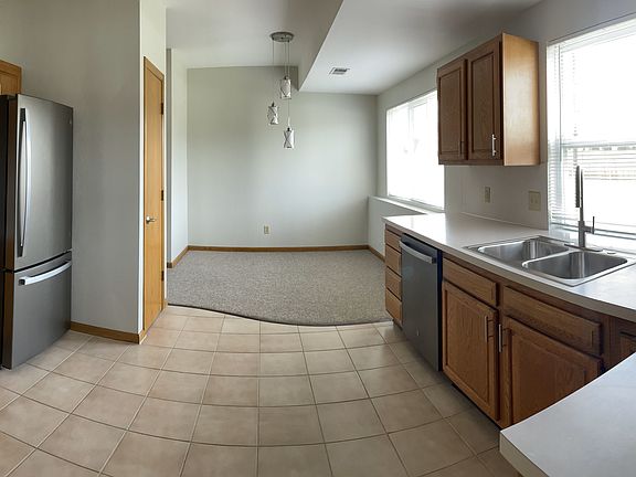 4th image of 6887 Hanna Lake Ave SE