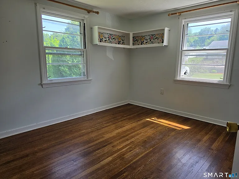 68 Geissler Dr — Photo 12