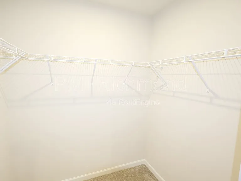1240 Canterbury Ridge Rd — Photo 18