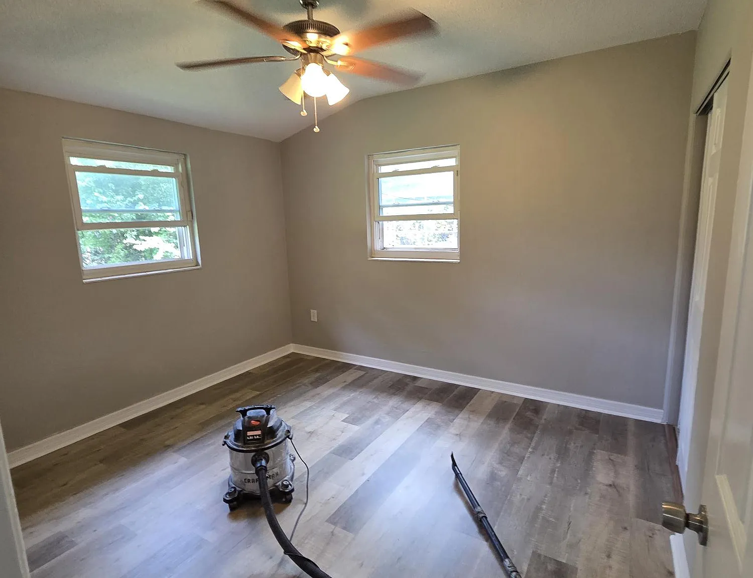 New On The Market — Photo 4