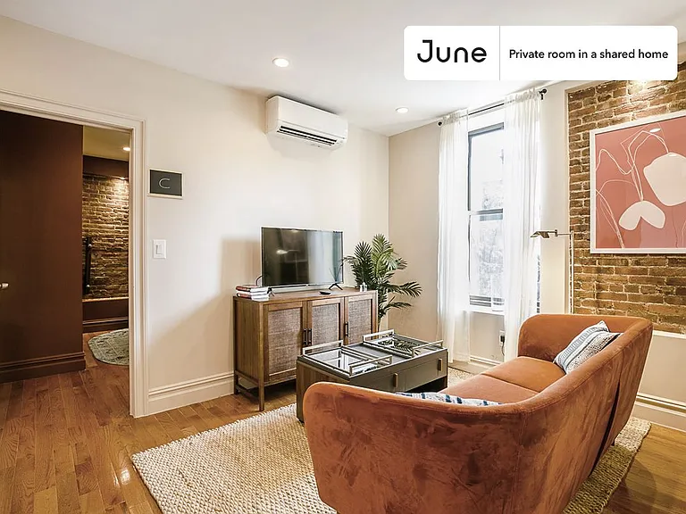 941 Columbus Ave #B — Photo 4