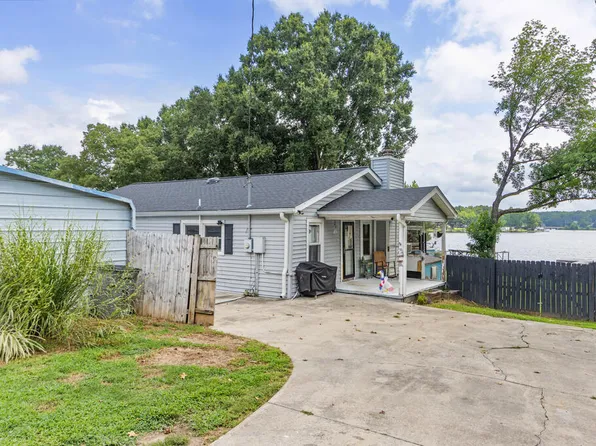 186 Relax St, Waterloo, SC 29384