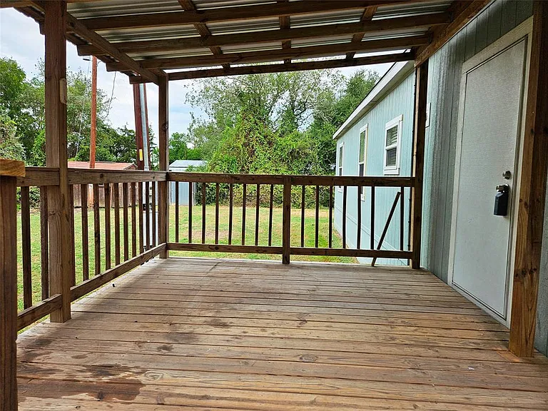 218 Waco St — Photo 13