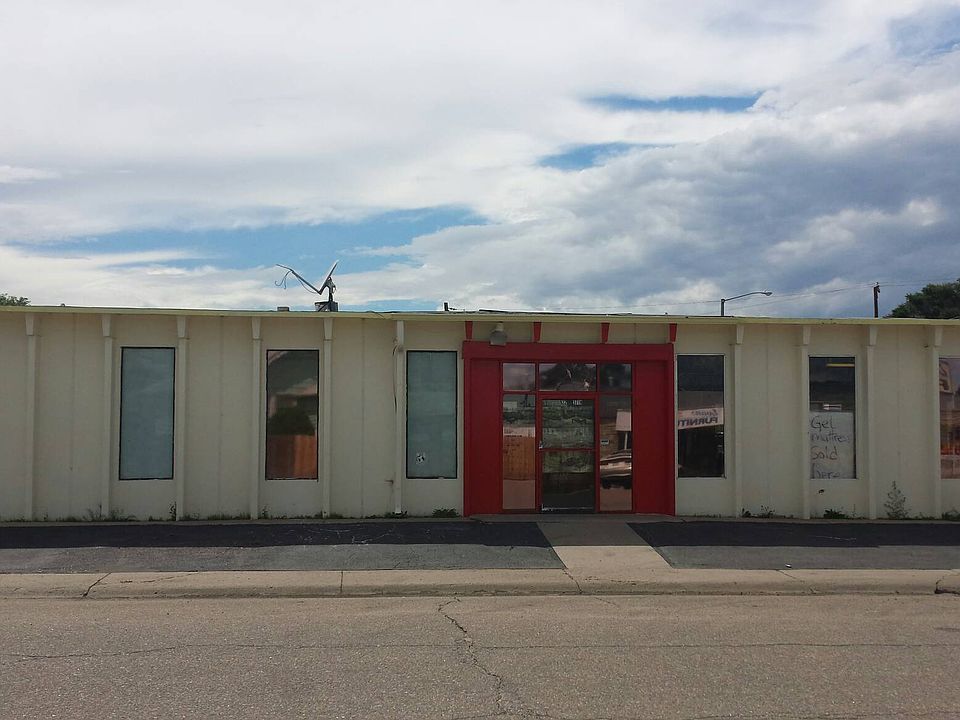 2nd image of 922 37th St