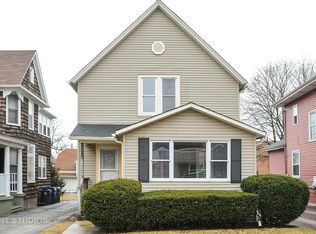 623 North Ave, Waukegan, IL 60085