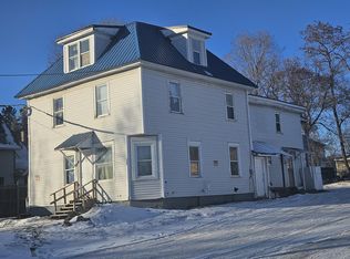 20 Vaughn St, Caribou, ME 04736