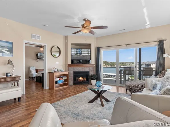 183 Upper Monarch Cove Dr #5F, Lake Ozark, MO 65049