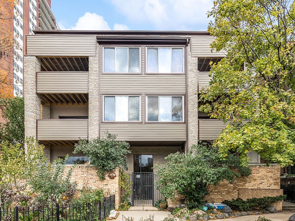 1st image of 936 W Margate Ter APT 1W