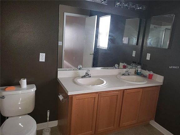 3rd image of 19534 Timberbluff Dr