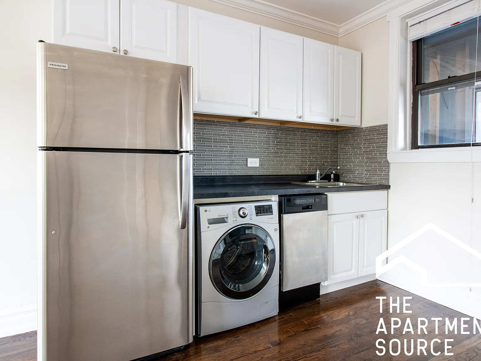 Studio, 500 sqft, $1,995 — Photo 4