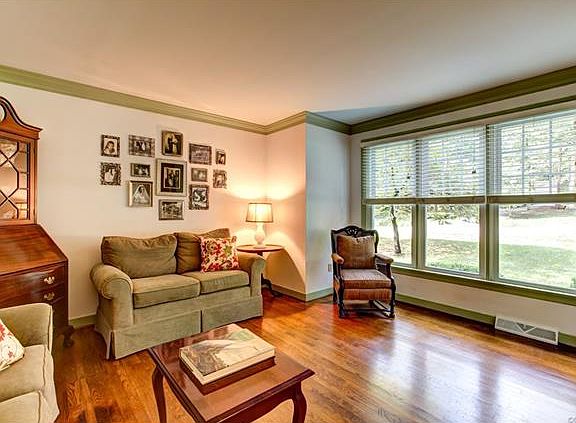 5th image of 8309 Buford Oaks Dr