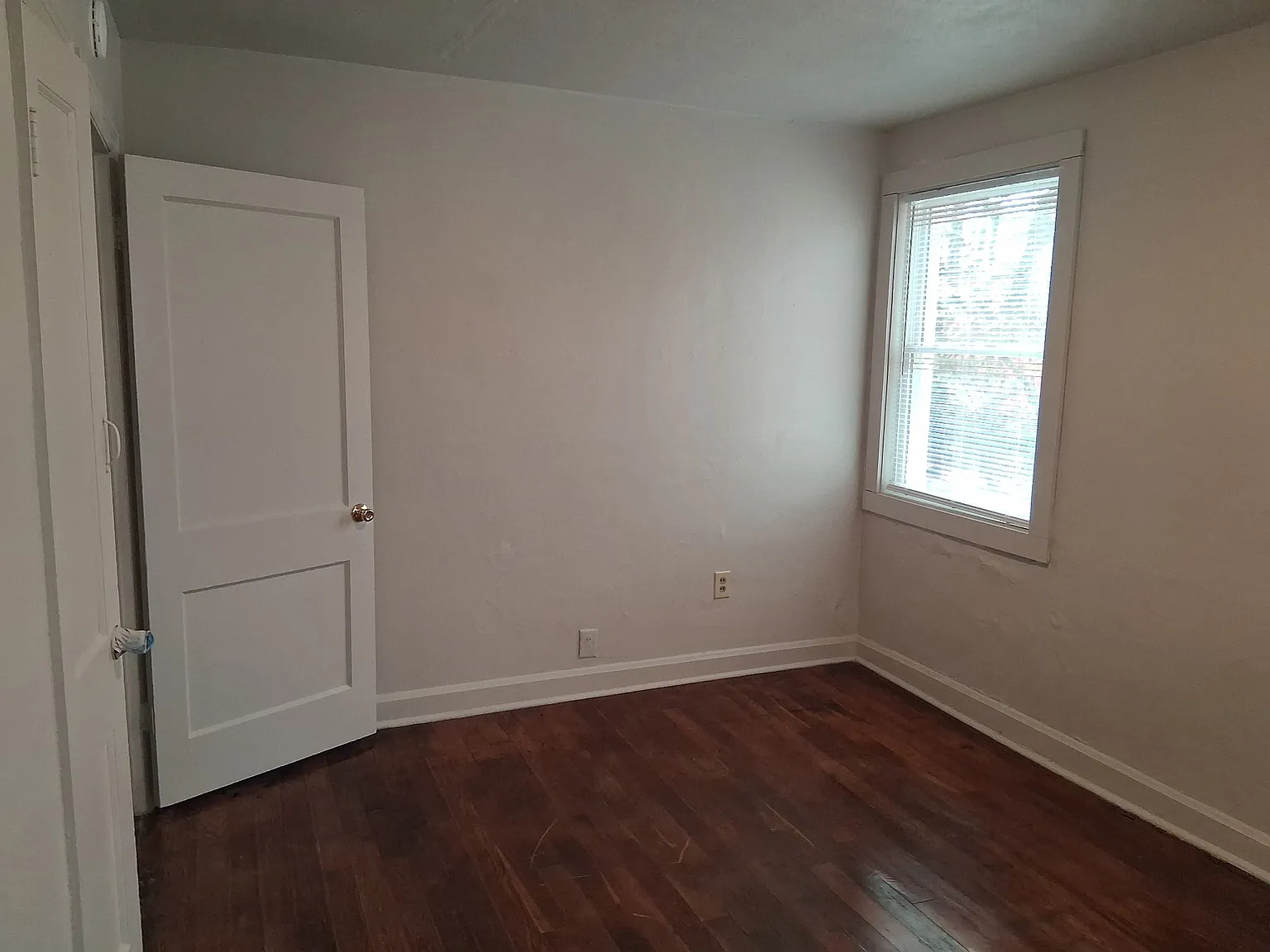 1 bed, 850 sqft, $900 — Photo 4