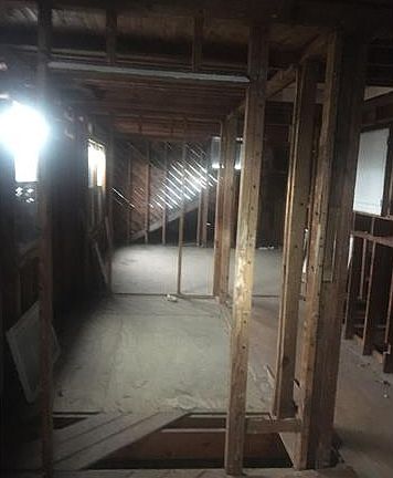 2nd image of 5588 Woodlawn Pl