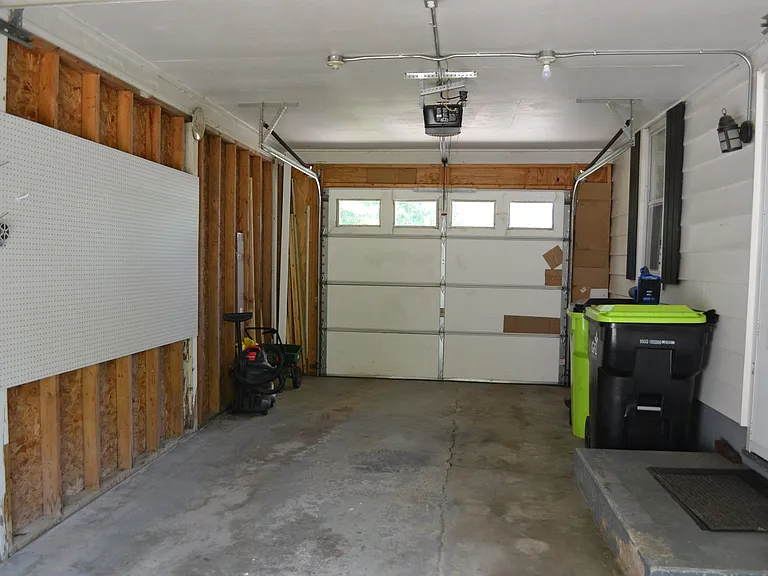 870 Pine Grove Ave — Photo 40