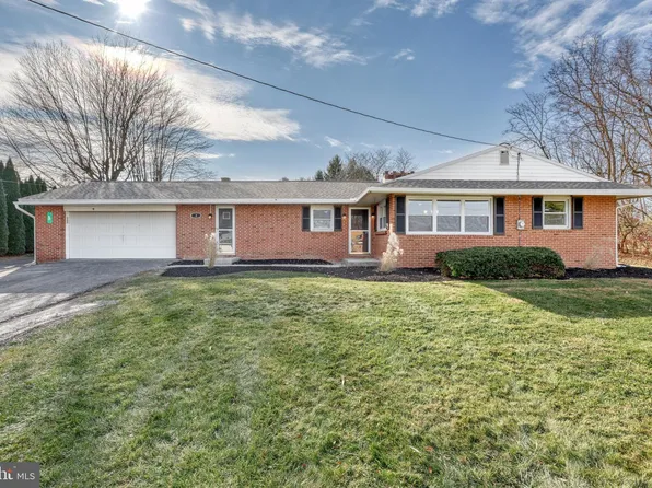 3 Walnut Ln, Mechanicsburg, PA 17050