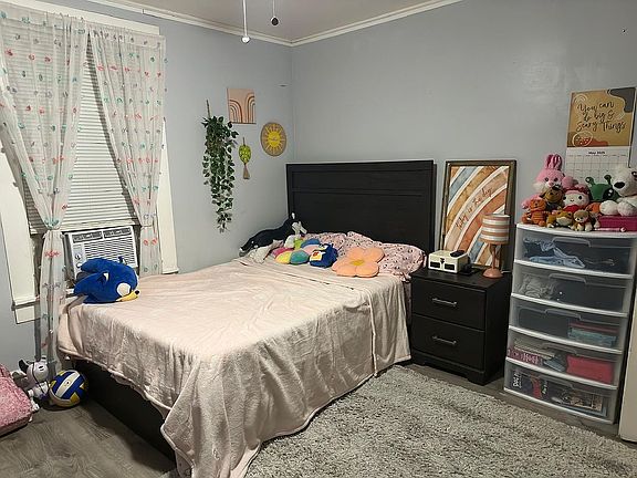 2nd image of 417 Sumner Ave
