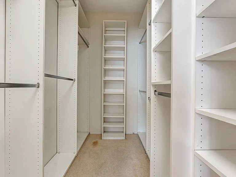 10787 Wilshire Blvd #802 — Photo 20