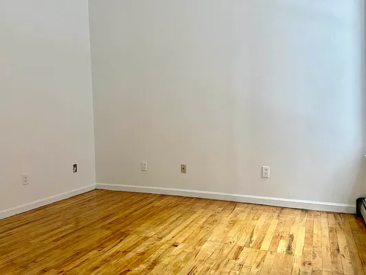 Rented by J Misrahi Realty Corp | media 10