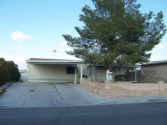 2nd image of 6036 Casa Loma Ave