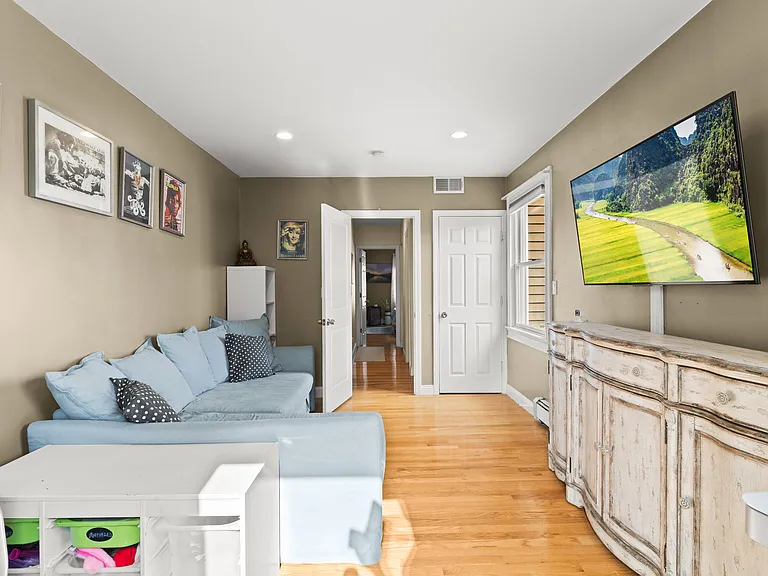 82 Hammond St #1 — Photo 12