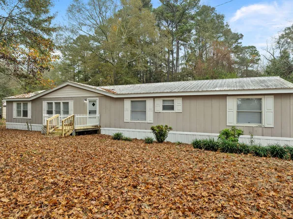 145 Northeast Dr, Laurel, MS 39443